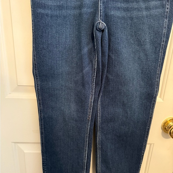 📦 Judy Blue Hi-Rise Cropped Straight with Ankle Slit *EXCELLENT USED CONDITION* - Picture 3 of 8